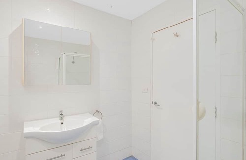 Barragga Bay Apartment | Cuttagee Beach Cottages Apt