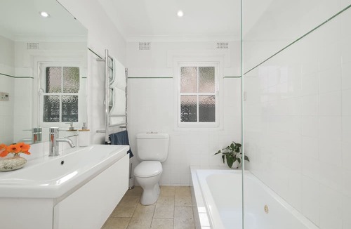 Bronte House | Bronte Breezes - Beautiful Family Home