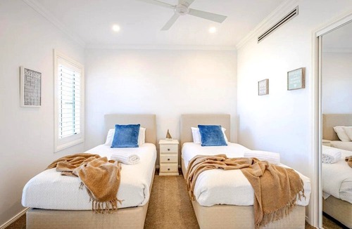 Blue Bay House | Blue Bay on the Beach