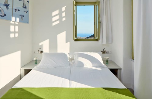 Tripotamos House | Crossroads Inn