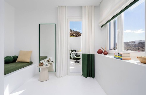 Tourlos Hotel | Croco Mykonos