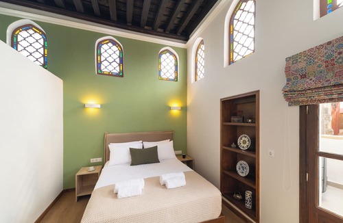 Rhodes Bed & Breakfast | Jivaeri Luxury Suites