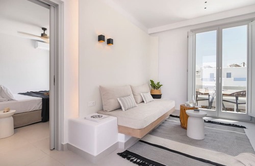 Naousa Hotel | Quartano Suites by Heliessa