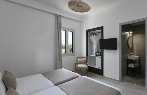 Pounta Hotel | Pounda Resort Paros, a member of Radisson Individuals