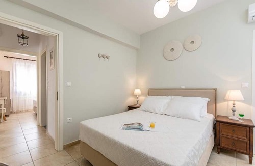 Naxos Town Villa | Villa of Roses - Private villa with pool