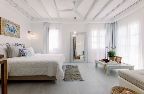 Plaka House | Athina Studios & Suites