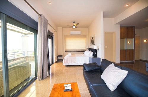 Kontos Apartment | Villa Marini