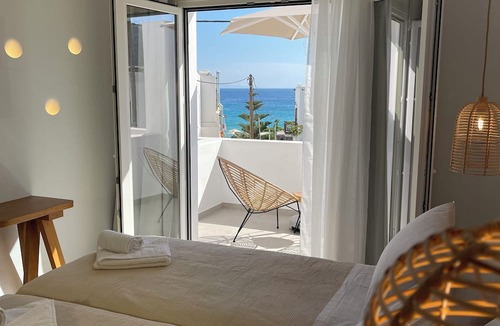 Platis Gialos Apartment | Pelagos Studios