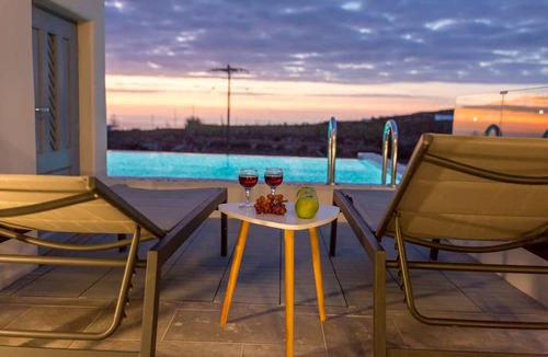 Pyrgos House | Luxe Maroussi Villas