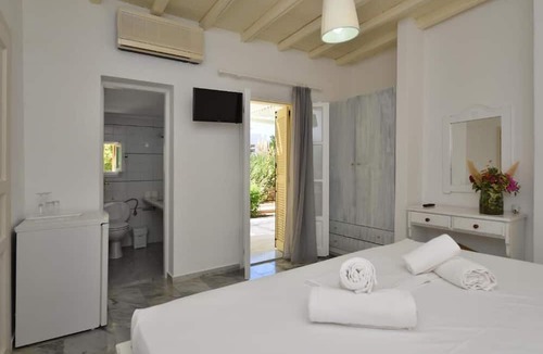 Santa Maria RV Rental | Surfing Beach Village