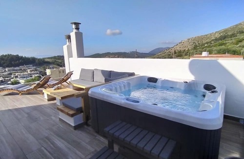 Embonas House | Stone Built Rustic House