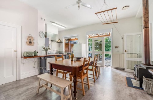 Bushy Park Apartment | Wyndarra: Country Estate