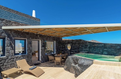 Vourvoulos Apartment | Mperes Villas