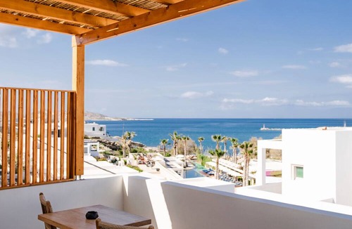 Naousa Apartment | La Maltese Boutique Paros