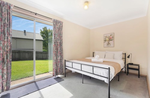 North Turramurra House | Fantastic 4-bedroom house with AC in Turramurra