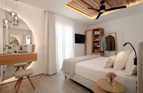 Agios Prokopios Apartment | Phaistos Suites