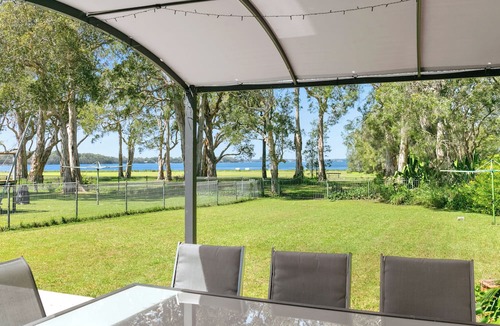 Central Coast Apartment | Lake Front Studio Pet Friendly, near The Entrance, Nora Head and Soldiers Beach