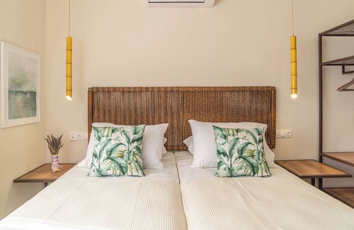 Karlovassi Apartment | Samos Tropic Apartments