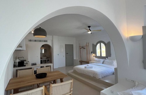 Ios Town Apartment | Ios Alcyon Blue Suites