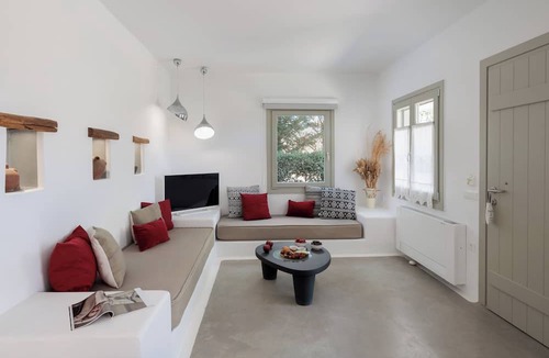 Naxos Villa | Halcyon Suites and Villas Naxos