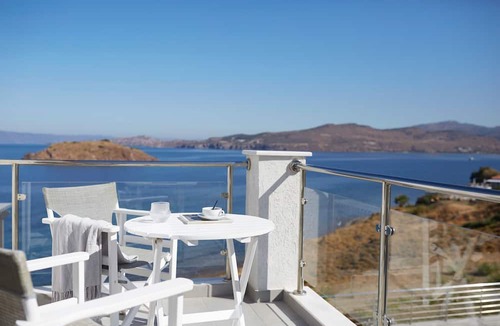 Anaxos Villa | Eleia Seafront Rooms & Villas