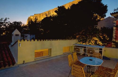 Plaka Apartment | East Side of Acropolis Plaka Luxury Apartment
