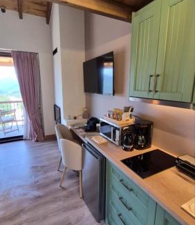 Karpenisi Apartment | Stone Loft