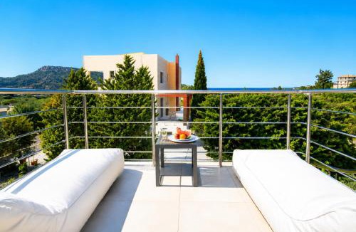 Kremasti Apartment | 'Aetheria'-Rooftop Resort with sea view