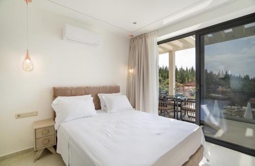 Tsoukaladhes Villa | Norelia Luxury Villa Pool