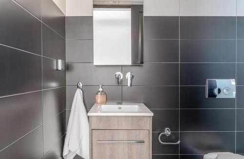 Agios Sostis Apartment | Theasea