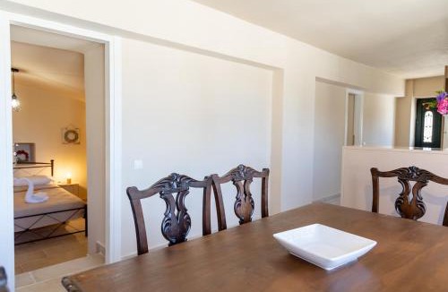 Omales Apartment | Mani Tsopakas Residences Trisakia apt