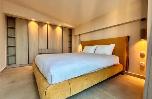 Piraeus Apartment | The Riviera Loft #Athens#Jacuzzi#Seaviews#Rooftop#Unoblu