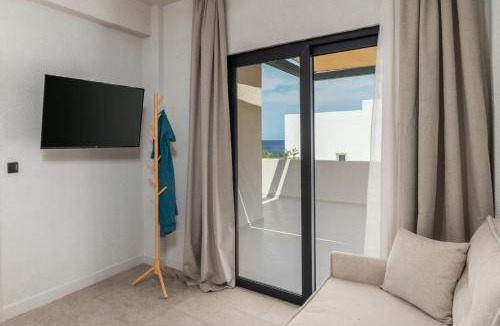 Apollonia House | Ostria Vento