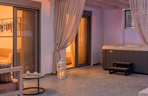 Petaloudes Apartment | Elxis Luxury Apartment