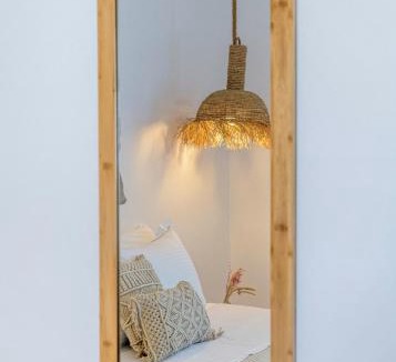 Mandrakia House | Esperanza Home Mandrakia
