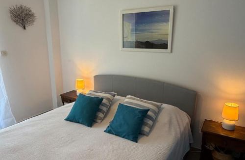 Apikia Apartment | Art & Motion Union - Guest Room 3