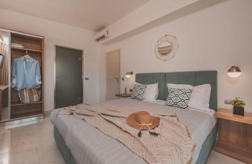 Pantokratoras Villa | Luxury Zante Villa Villa Zinos Private Pool Sleeps 10 Lithakia