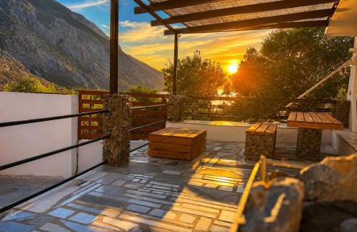 Kalymnos Apartment | Aeon Peaceful Retreat in Arginonta