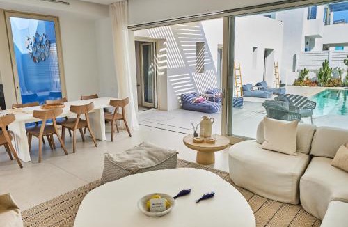 Naousa Villa | Walk to Naousa, 5BR Pool Villa,Villa Yagha