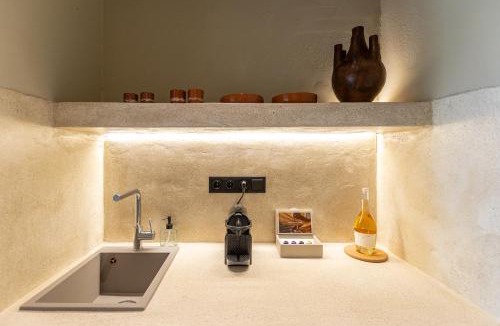 Naxos Town Apartment | Livadi Island Living