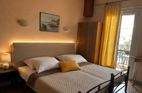 Loutra Edipsou House | Retro Rooms