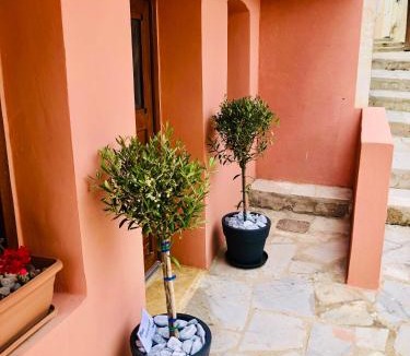 Ermoupoli Apartment | Restored Studio Near the Port & Ano Syros
