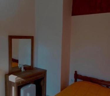 Chrysovitsi House | Ξενώνας με Θέα τα Έλατα