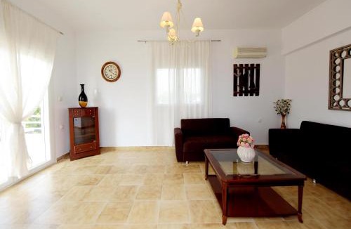 Kamiros House | Emerald Private Villa in Kalavarda Rhodes