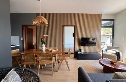 Katsarou Villa | Superior 3-Bedroom Villa Cassiope with Private Pool and Breathtaking Sea Views