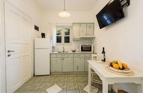 Aliki Apartment | Anixis Studios Aliki Paros