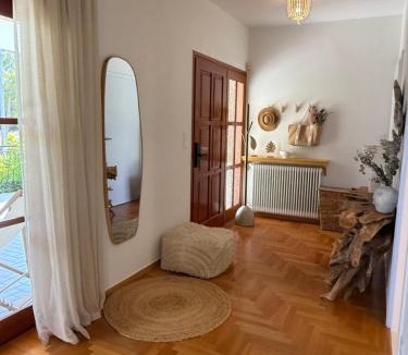 Paiania Apartment | The Gardenian - 15 min from Athens Airport