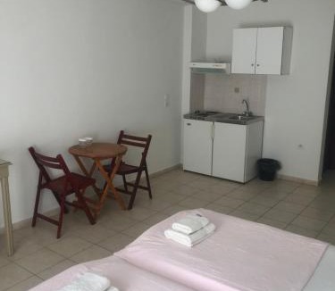 Kalogria Hotel | Amalia Hotel