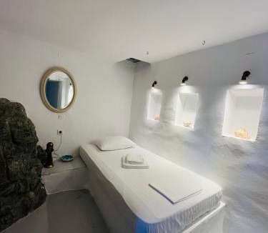 Serifos House | Castle Seaview