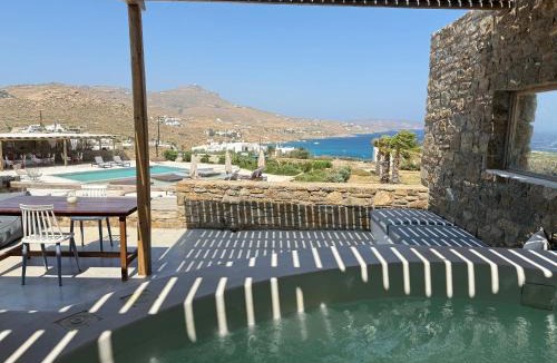 Kalafatis Hotel | Myconian Crown Suites by Mr and Mrs White